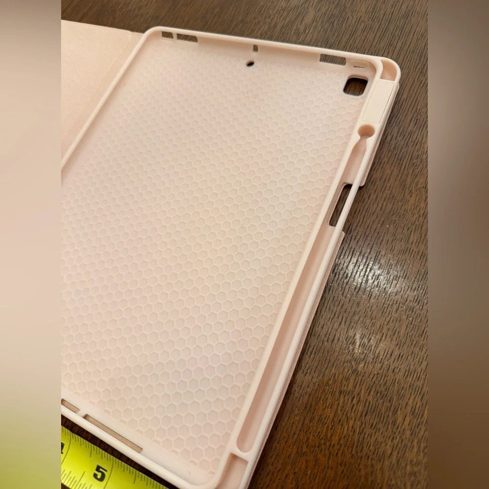 DADS ESTATE SALE: Ballerina pink Gen 2 iPad case with stylus slot